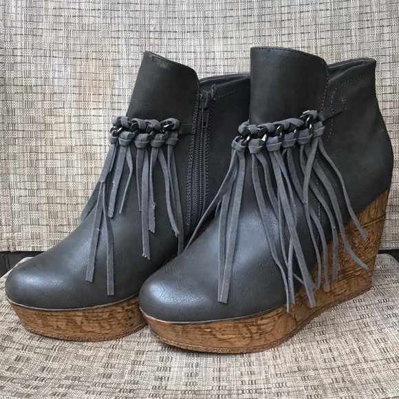 East of Eden Wedge Booties- Size 7 - Picture 1 of 5